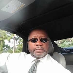 Meet your Posher, Ronnie